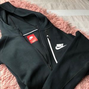 Nike Junior ZipUp Sweatshirt